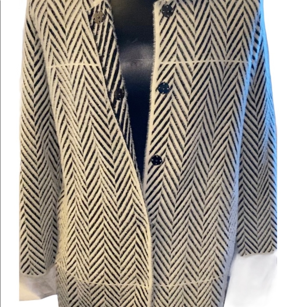Cyrus Jacket black and white chevron stripes SOFT!